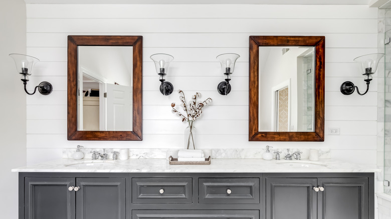 Shiplap paneling in bathroom