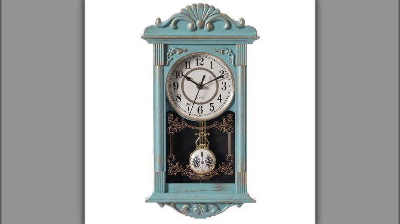 Traditional wall clock