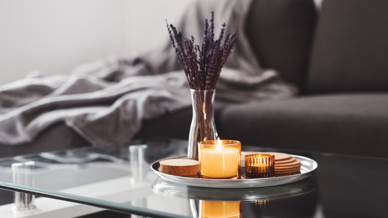 dried lavender in vase