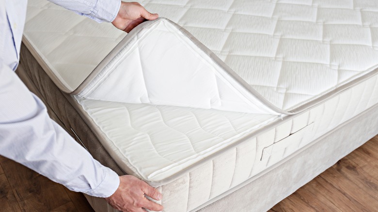 mattress protector settings to put on to wash