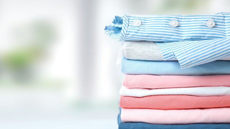 The Best Ways To Organize All Different Kinds Of Clothing