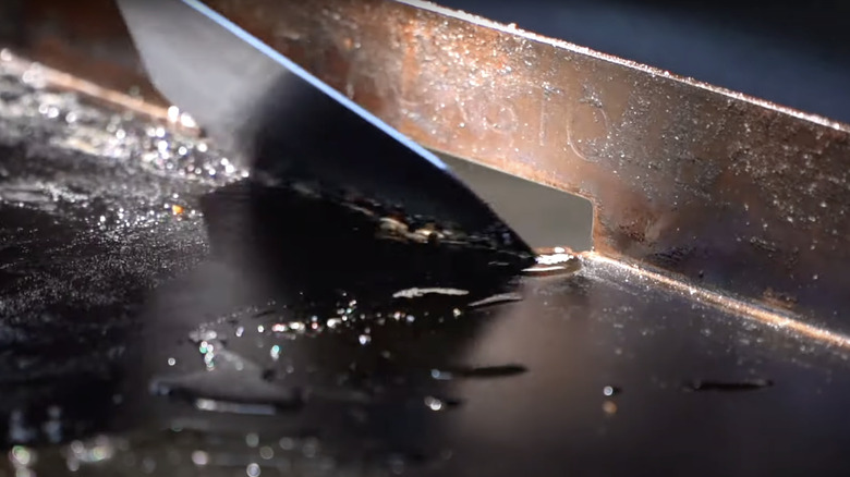 Cleaning a Blackstone Griddle