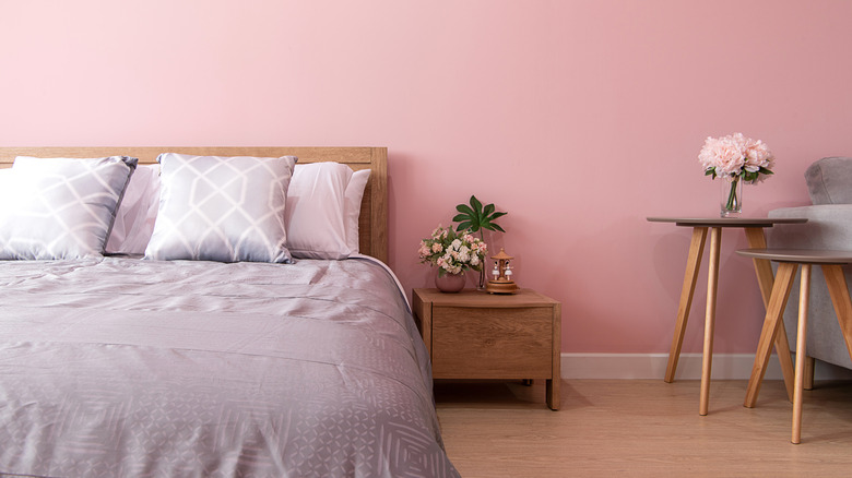 blush pink bedroom walls