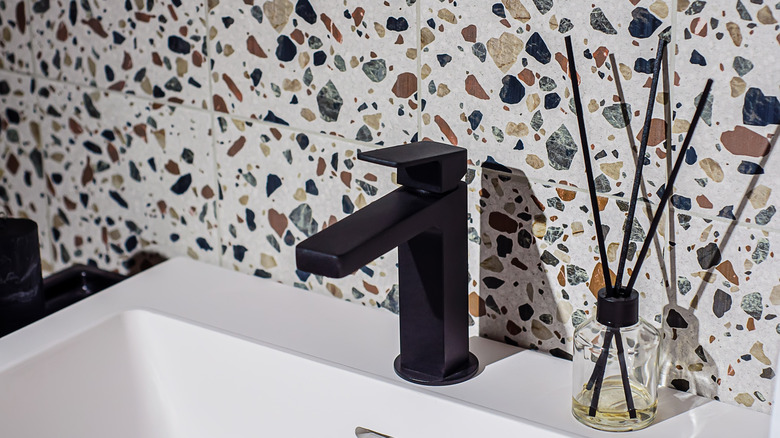 Terrazzo bathroom backsplash 