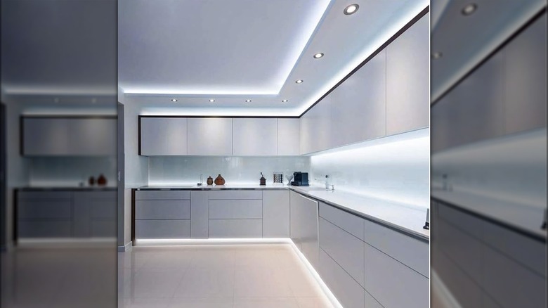 LED strip lighting 