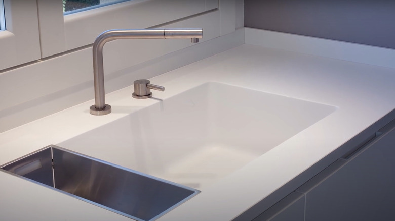 White integrated quartz sink