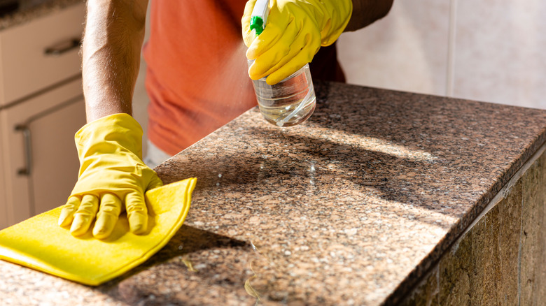 cleaning granite countertops