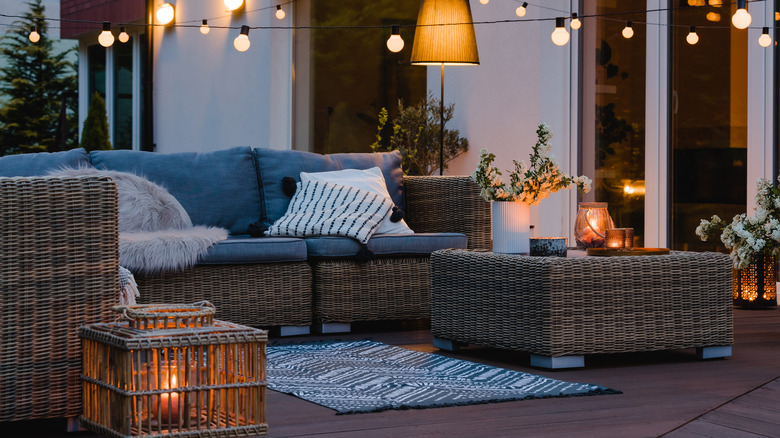 outdoor patio with lights