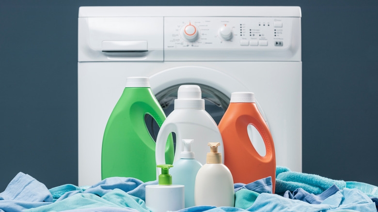 Cleaning products before laundry machine