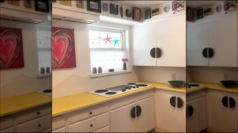 Yellow countertops