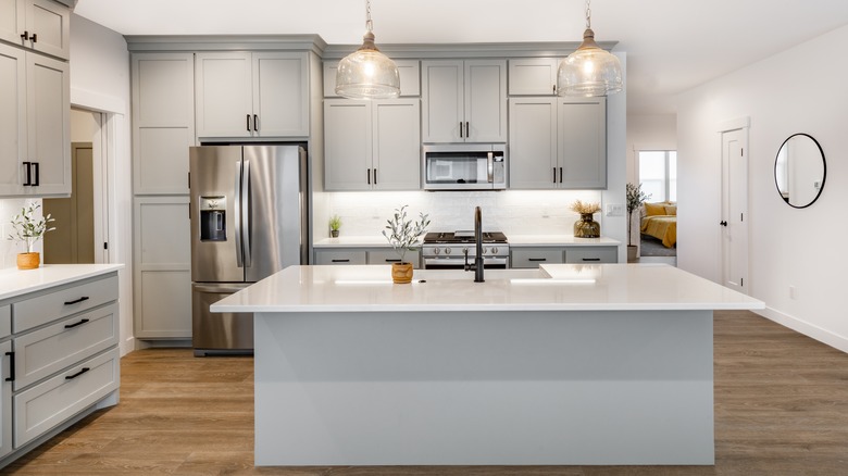 Quartz countertops in kitchen