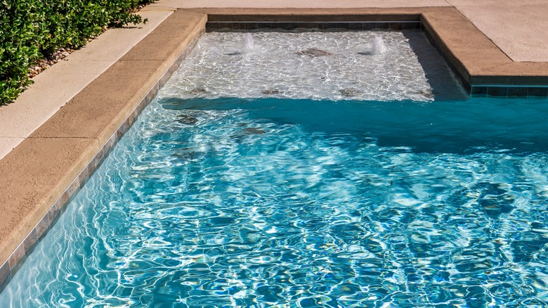 outdoor in-ground pool