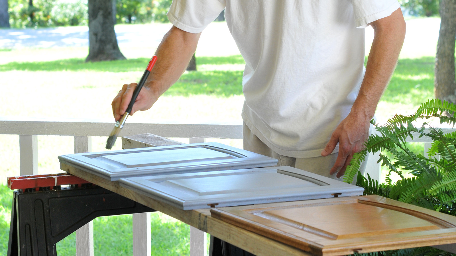 How to make a drying rack for paintings to save space at home