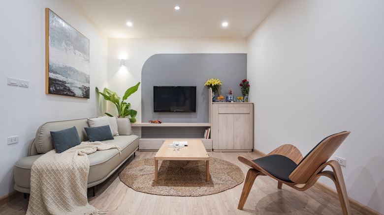 View of cozy living room 