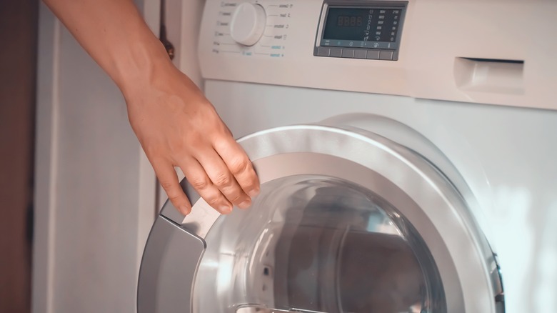 opening a washing machine