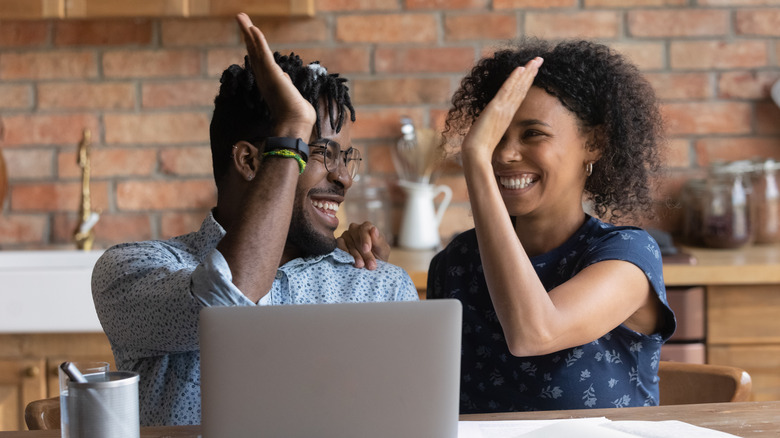 couple finalizing mortgage