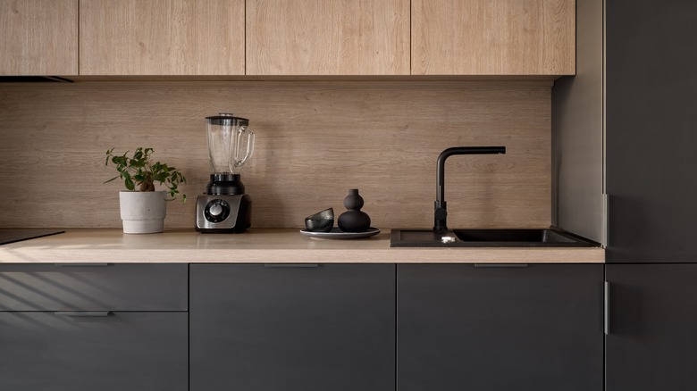 kitchen backsplash made of teak