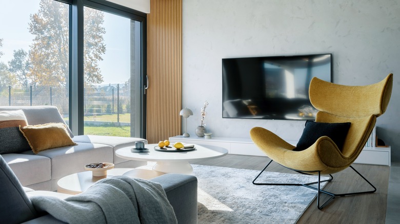 Living room with nesting tables