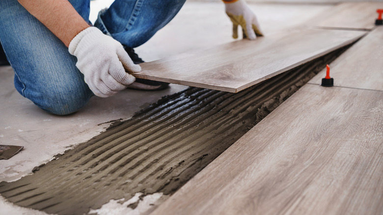 Installing hardwood-looking tiles