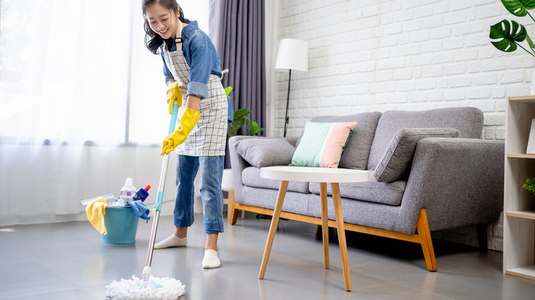 The Hack That'll Clean Your Mop After Using It On The Floors