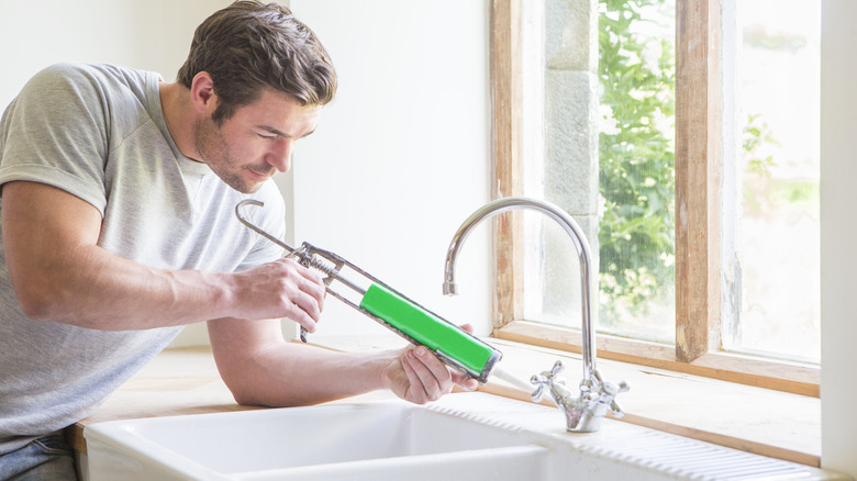 caulking kitchen sink