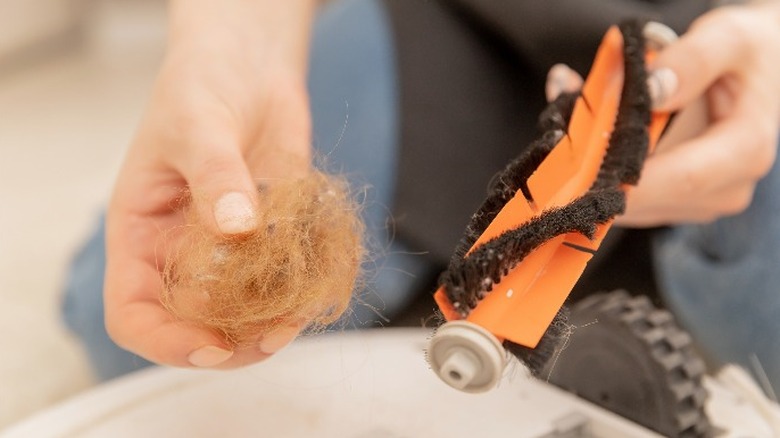 robot vacuum maintenance bristle with hair