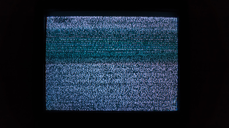 fuzzy tv screen