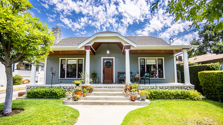 house with curb appeal