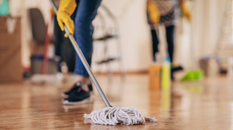 Mop cleaning floors