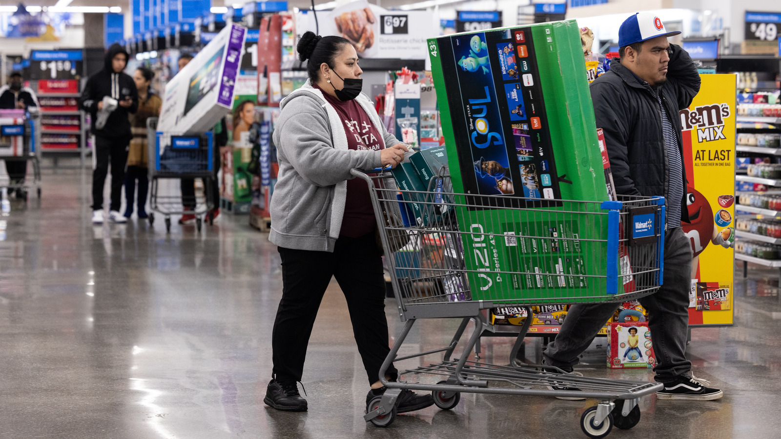 Walmart offering deals on last-minute gifts this holiday season