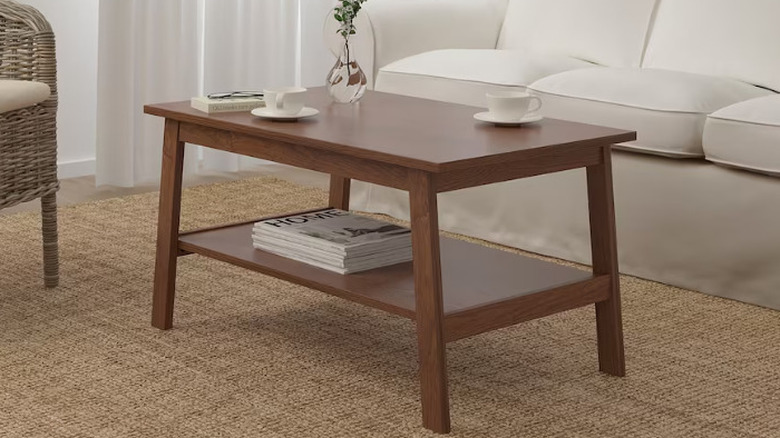 LUNNARP coffee table in brown