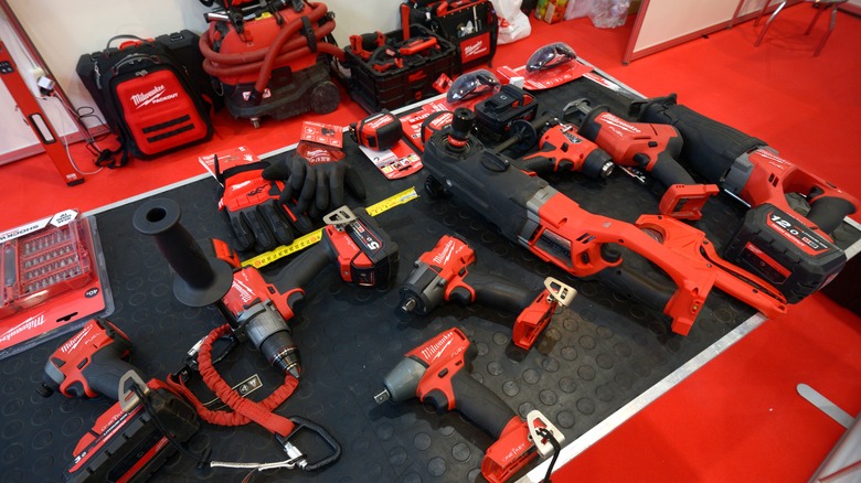 Milwaukee tool display