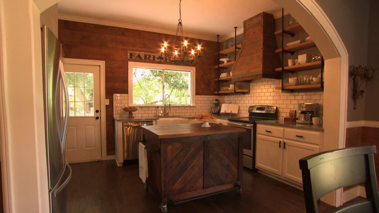 reclaimed wood kitchen