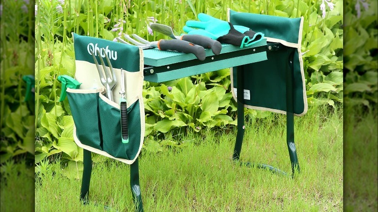 Garden kneeler and seat