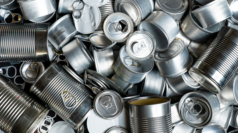 aluminum cans in pile