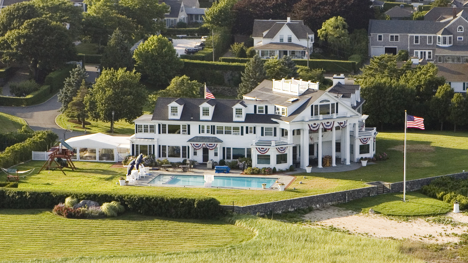 the-most-lavish-homes-of-former-presidents