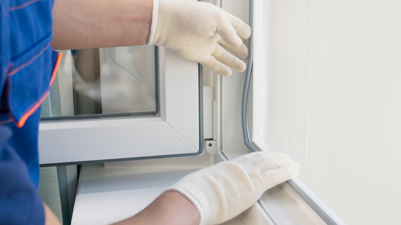 plastic window sealant installation