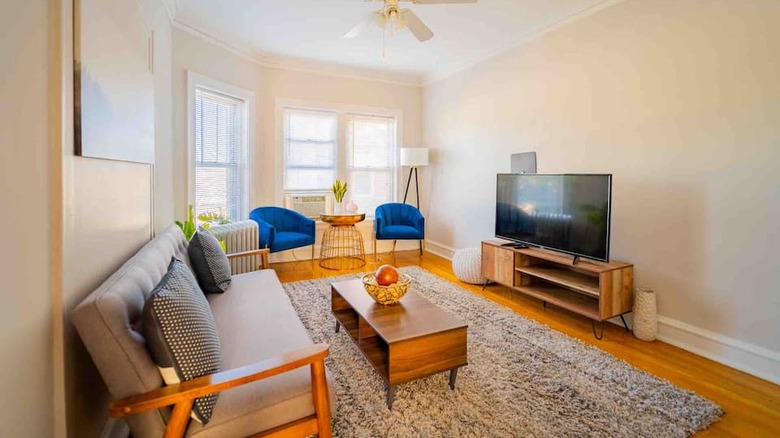 living room with blue chairs