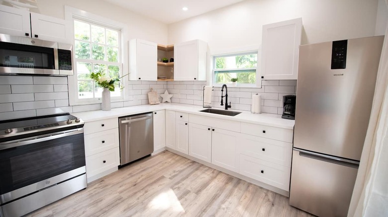 white tile kitchen in Florida