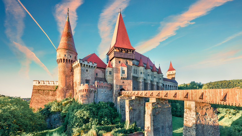 Corvin Castle sunrise 