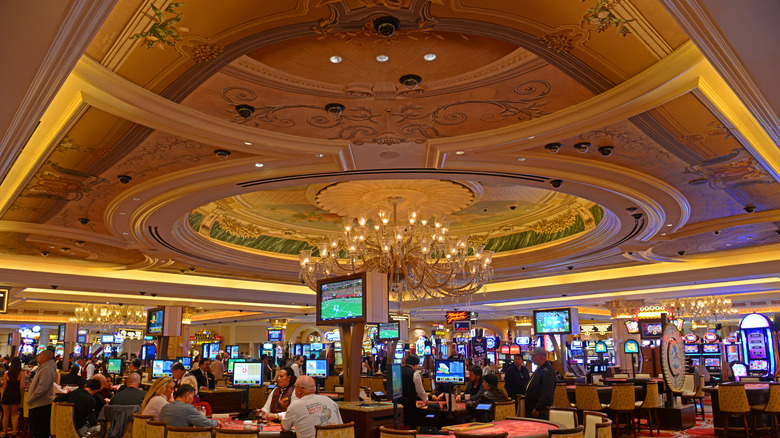 The Palazzo casino and chandelier 