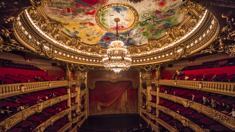 extravagant interior of Palais Garnier