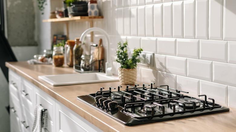 Beige kitchen countertop