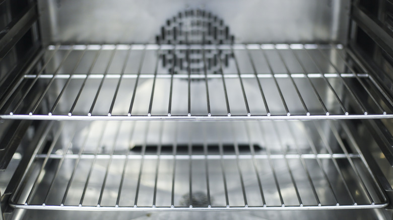 Clean oven racks