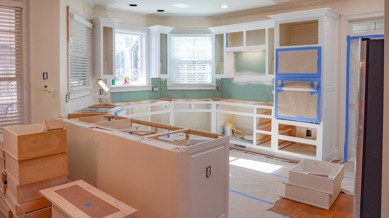 A kitchen undergoing a renovation.