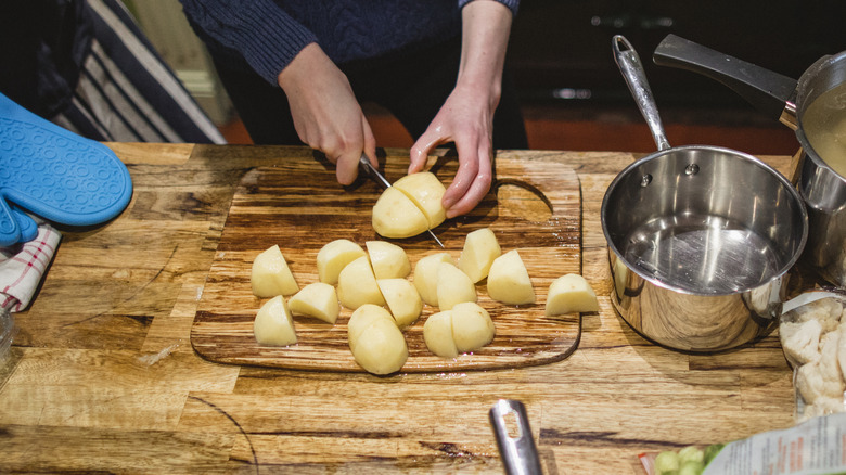 Cutting a potato