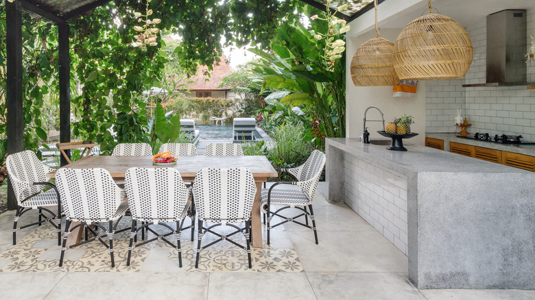 Outdoor kitchen and dining space