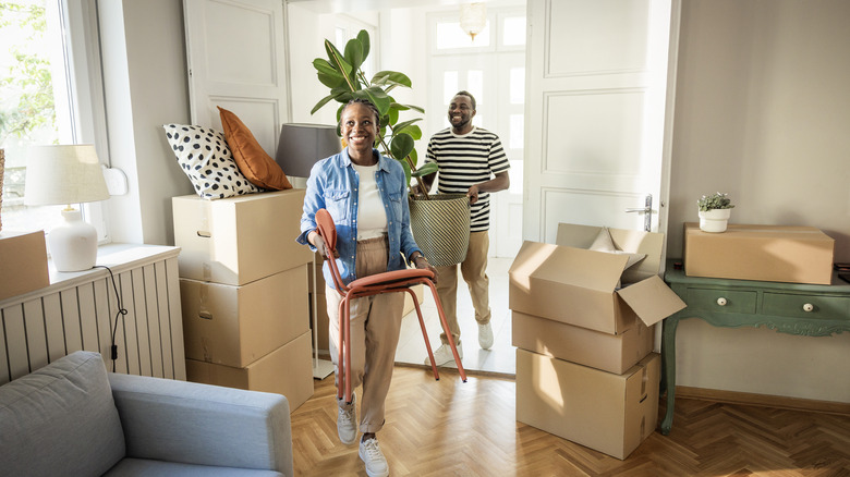 people moving into house