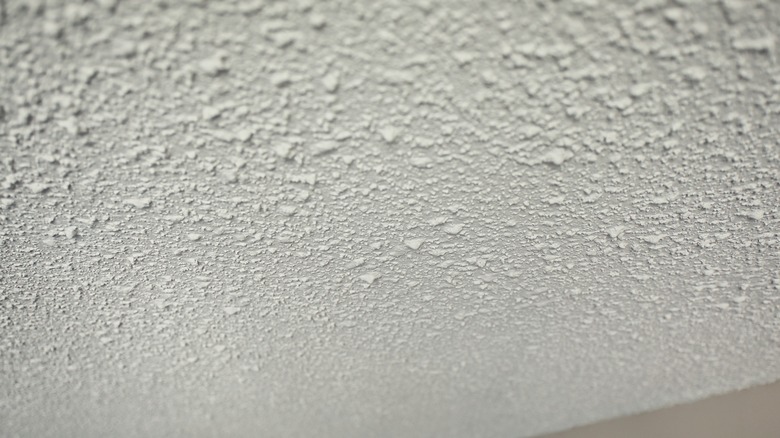 popcorn ceiling texture