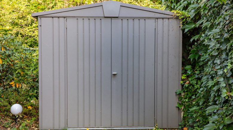 Metal gardening shed 